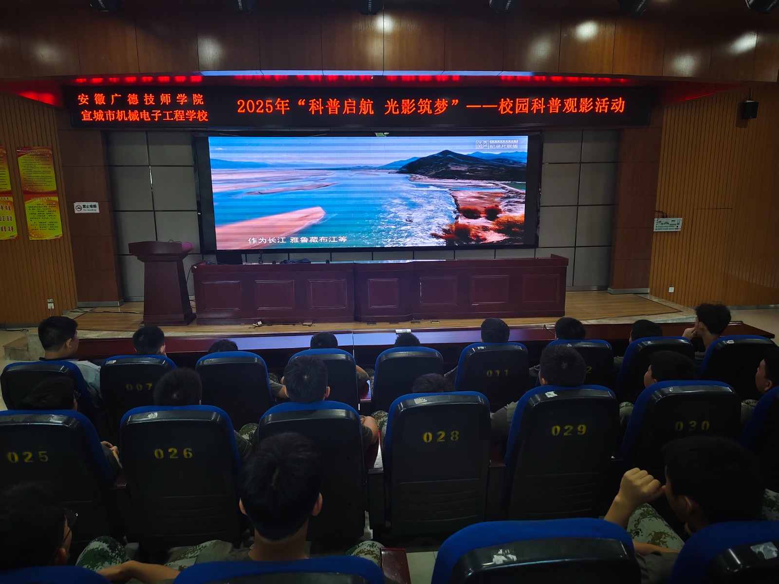 adec581712b8f2238d3183c6d97471aa.jpg