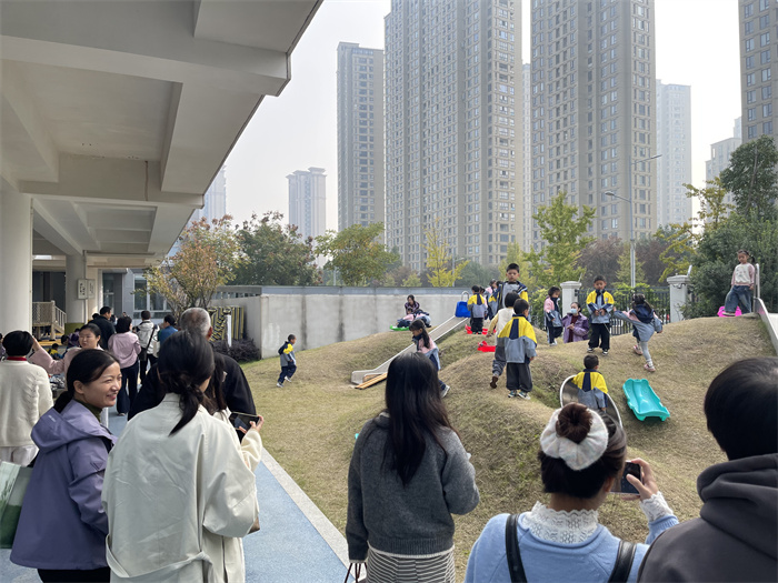 mmexport1763108489950 mmexport1763108489950