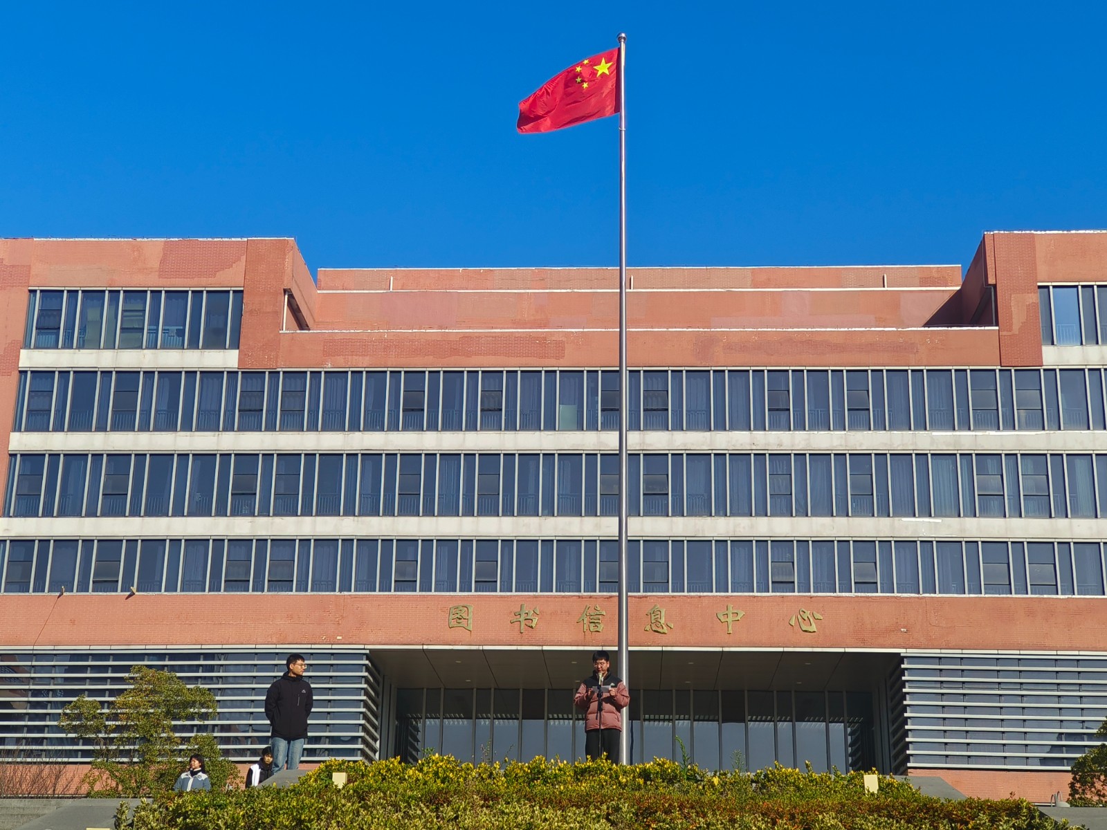 5698f67cf2849568234fcae71b3d9635.jpg 5698f67cf2849568234fcae71b3d9635.jpg