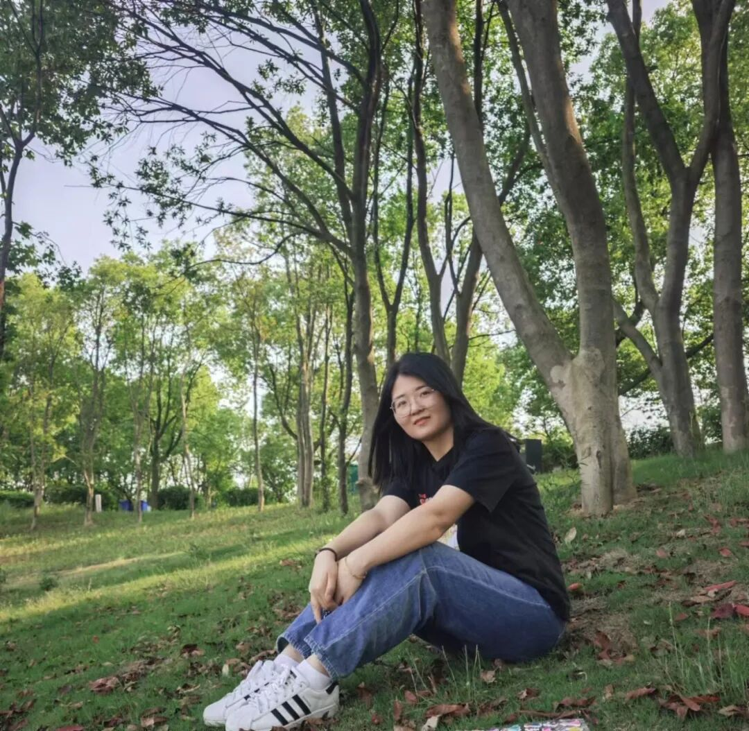 朱丽.png 朱丽.png