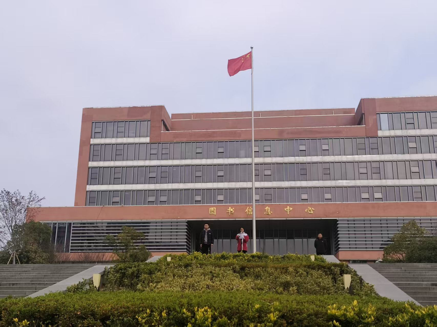 c0348926ad07abad2f05068b443643d3.jpg c0348926ad07abad2f05068b443643d3.jpg