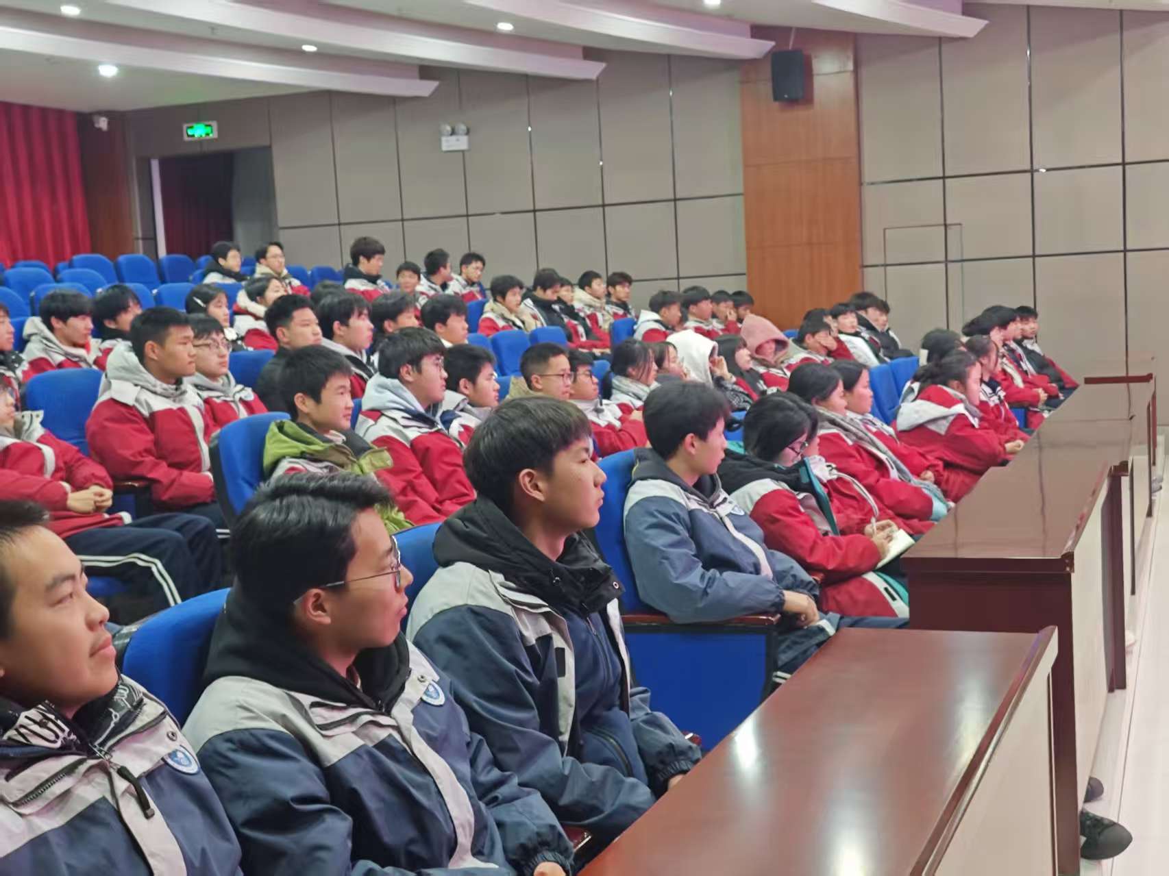 2842c27fcd9904cbcd2c68b9c6390b3d.jpg 2842c27fcd9904cbcd2c68b9c6390b3d.jpg