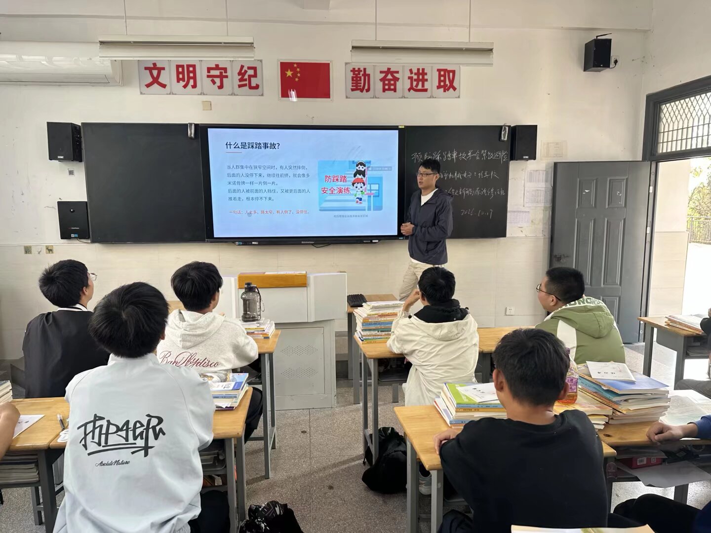 QQ图片20261022102447(5).jpeg QQ图片20261022102447(5).jpeg